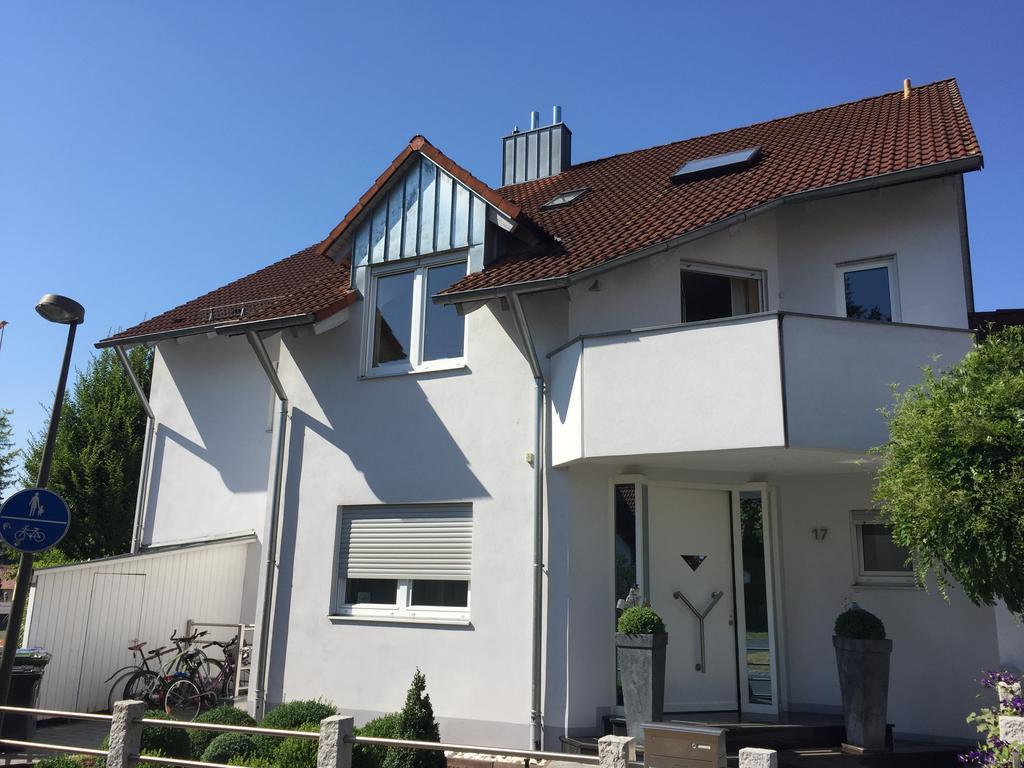 Gaestezimmer Hausaeckerweg แอร์ลังเงิน ภายนอก รูปภาพ